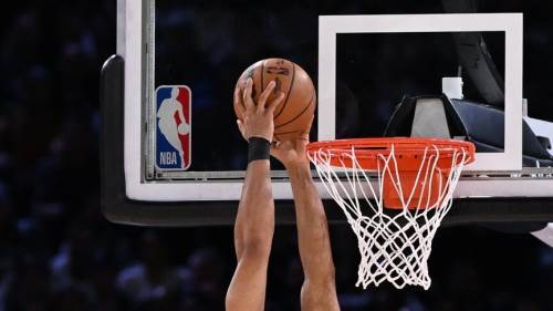 NBA play-off'larında Spurs, Thunder'ı yenerek seriyi 3-3 yaptı