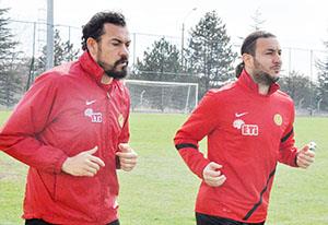 Necati ve Servet geri döndü