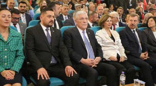 Nezaketten kriz üretmek!