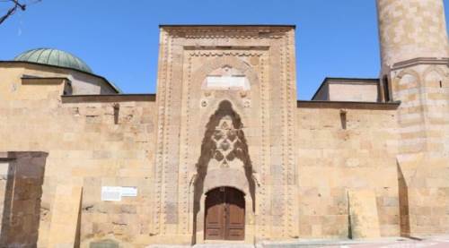 Niğde Nasıl Bir Şehir? Pahalı Mıdır? Niğde'nin Meşhur Özellikleri ve En Güzel İlçeleri