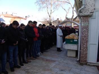 Nihat Can’In Acı Günü
