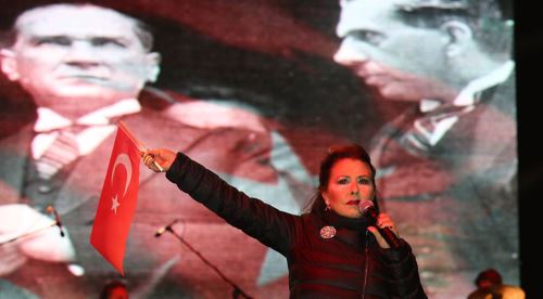 Nilüfer Eskişehirlileri adeta büyüledi