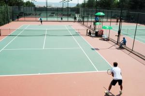 Cup Tenis Turnuvasında heyecan sürüyor