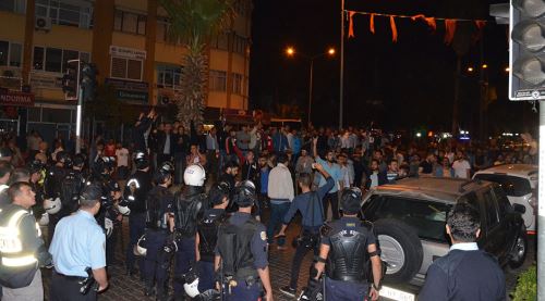 Nişanda birbirine girdiler 16 kişi yaralandı