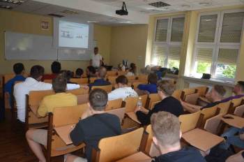 Nitelikli Ve Deneyimli Mezun Olmanın Önemine Değindi
