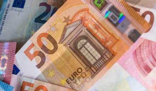 O şişeleri 5 TL’ye alıp Avrupa’ya 50 Euro'ya satıyor!