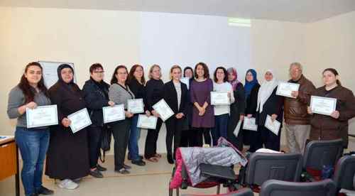 Obezite Okulunda belgelerini aldılar