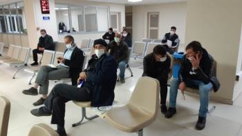 Ödemesini Son Güne Bırakanlar Vergi Dairelerinde Adeta Gece Mesaisi Yaptı
