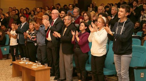 Odunpazarı Belediye Tiyatrosu sezonu açtı
