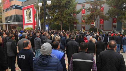 Odunpazarı Belediyesi Ata’sını unutmadı