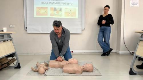 Odunpazarı Belediyesi ilk yardım eğitimi verdi