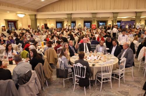 Odunpazarı Belediyesi personelleriyle iftar yemeği düzenledi