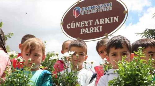 Odunpazarı’ndan Cüneyt Arkın’a vefa örneği!