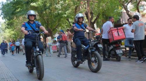 Odunpazarı zabıtası artık elektrikli bisikletle devriyede