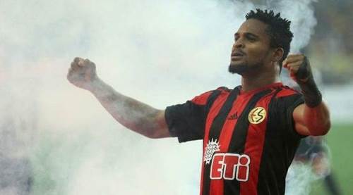 Ofoedu, Eskişehirspor günlerini mumla arıyor...