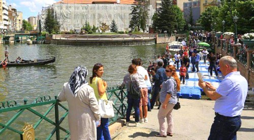 Öğrenci başkenti Eskişehir'de Avrupa izleri