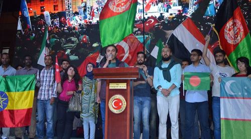 Öğrenciler 15 Temmuz'da meydanlara çıkacak