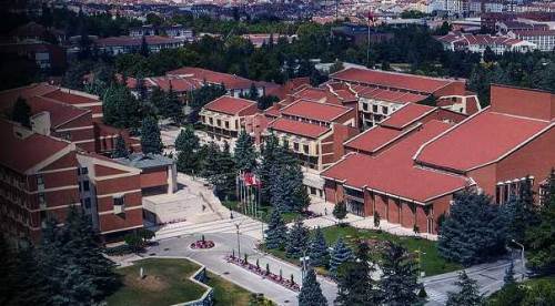 Öğrenciler Eskişehir’i seviyor ama okullarını sevmiyor: Şaşırtan rakamlar