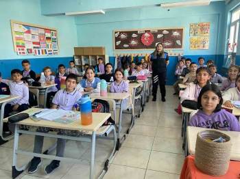 Öğrenciler Güvenli İnternet Ve 112 İhbar Hattı İle Tanıştı
