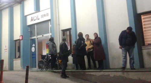 Öğrenciler kusma şikayetiyle hastaneye koştu