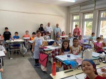 Öğrenciler Yaz Kurslarına Yoğun İlgi Gösterdi
