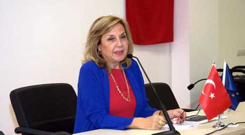 Öğrencilere gazeteciliği anlattı