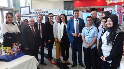 Öğrencilerin eserleri Özdilek’te