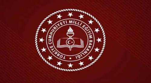 Öğrencilerin kıyafetlerinde değişiklik: Yeni yönetmelik Resmi Gazete’de!