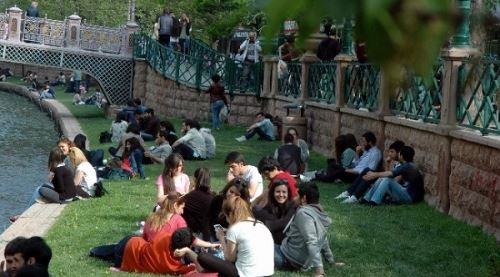 Öğrencilerin yeni gözdesi o oldu!