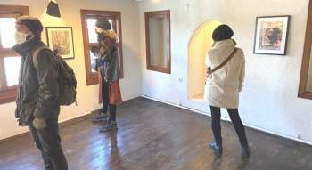 Öğretim Üyesi Kılıçkaya’Dan “Doğadan İzler” Sergisi
