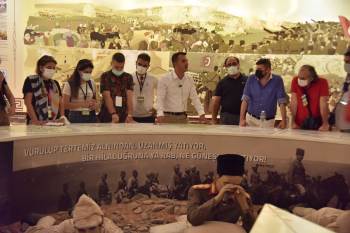 Öğretmen Ve Akademisyenler Osmanlı Devletinin Kurulduğu Topraklara Hayran Kaldı
