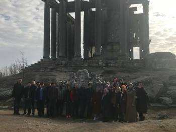 Öğretmenler Çavdarhisar Ve Emet’İ Gezdi
