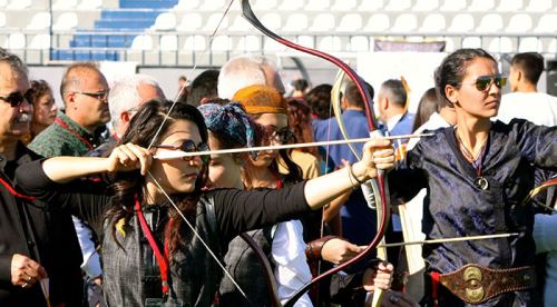 Okçuluğa gönül verenler Eskişehir'de buluştu