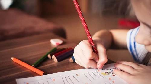 Okul alışverişine çıkacaklar dikkat! Geçen yıla göre yüzde 25 zamlandı