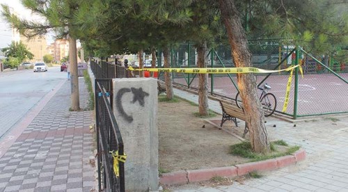 Okul bahçesinde patlama: 4 yaralı