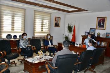 Okul Öncesi Ve Temel Eğitim Müdürleri İle Bir Araya Geldi
