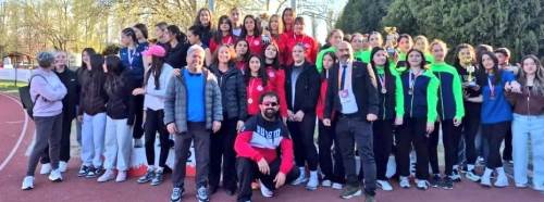 Okul Sporları Atletizm İl Birinciliği’nde gençler kıyasıya yarıştı