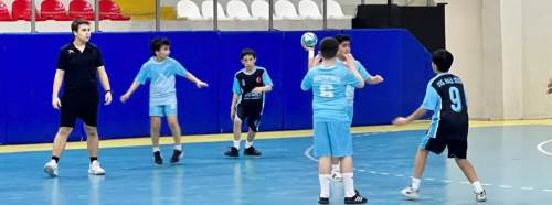 Okul Sporları Hentbol Küçük Erkekler’de İlk Düdük Çaldı