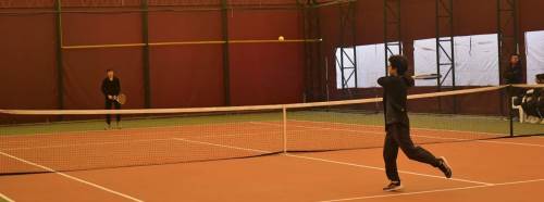 Okul sporları tenis müsabakaları sürüyor