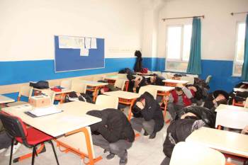 Okul Zili Yerine, Alarm Zilleri Çaldı
