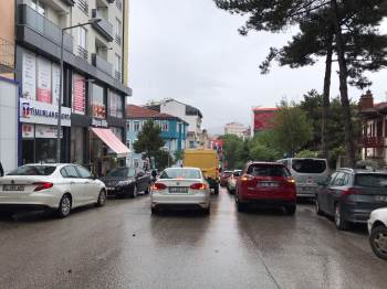Okulların İlk Gününde Trafik Karmaşası
