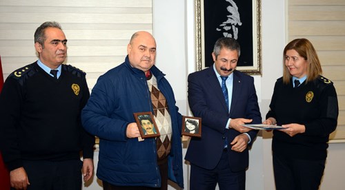 Ölenlerin belgeleri yakınlarına teslim edildi