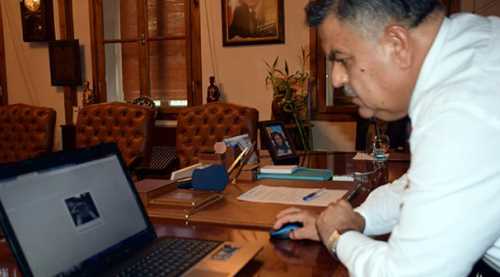 Ölürsem kabrimi 'tık'lama istemem