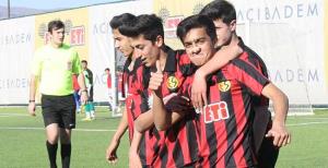 Ömer Faruk Milli takımda