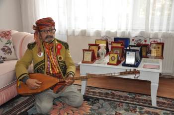 Ömrünü Sanatına Ve Öğrencilerine Adadı
