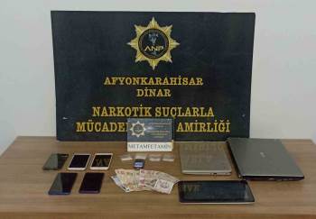 Önce Otomobille Ardından Yaya Kaçmaya Çalışan Şahıs Uyuşturucu İle Yakalandı
