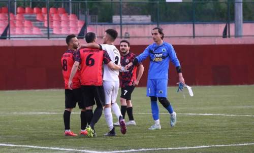 Önce tartıştılar sonra barıştılar