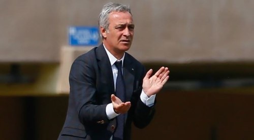 Önder Özen: Demba Ba ile gurur duyun