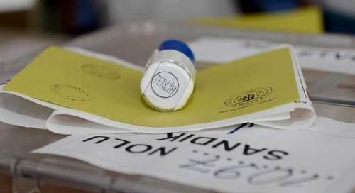 Önemli açıklama: Eskişehir'deki seçim anketleri sahte mi?