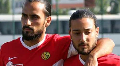 Onlar da imzayı verdi